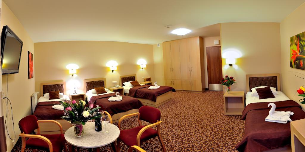 Hotel Partner Mińsk Mazowiecki 외부 사진