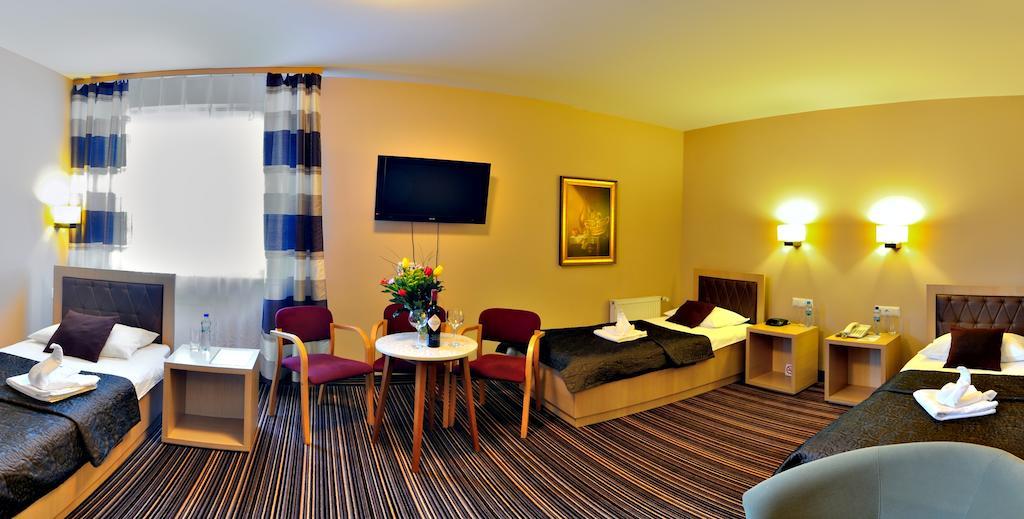 Hotel Partner Mińsk Mazowiecki 외부 사진